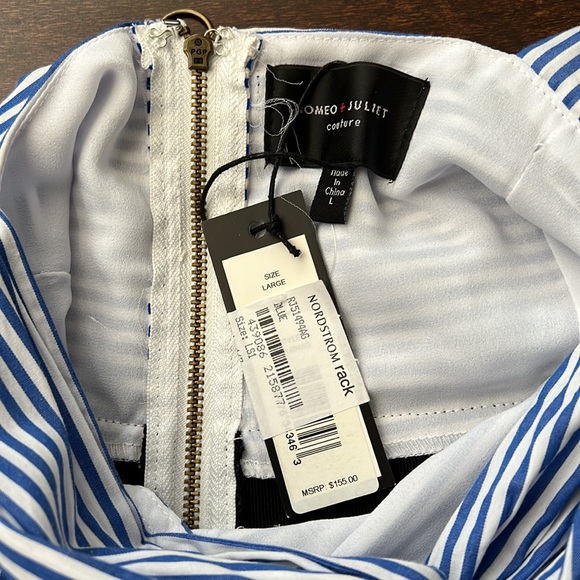 Romeo & Juliet Couture Shoulder Tie Stripe Dress - Picture 8 of 9